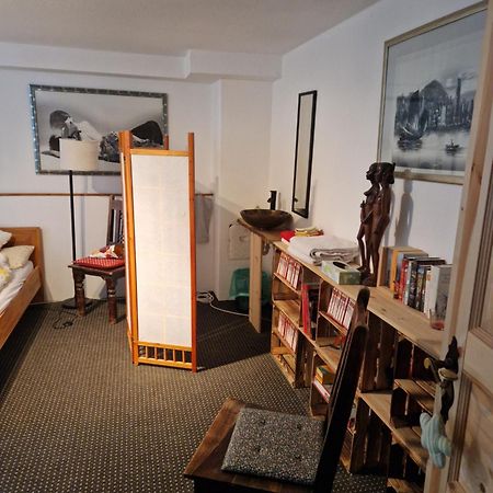 Grosses Gemuetliches Zimmer Mit Eigener Dusche Und Sauna Auf Wunsch Райнштеттен Екстер'єр фото
